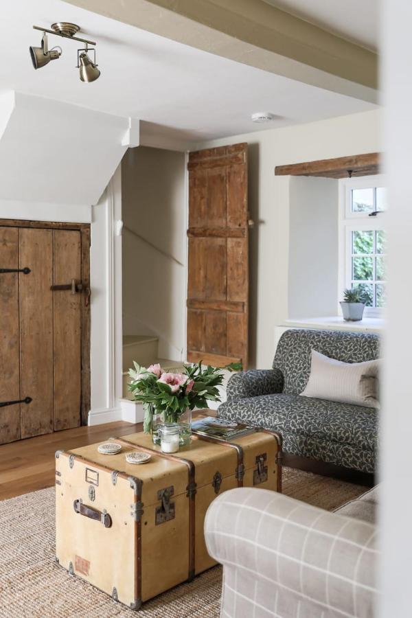 Coombers Mead Cottage เทตบรี ภายนอก รูปภาพ